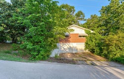 116 Mcclintic Avenue, Forsyth, MO 65653