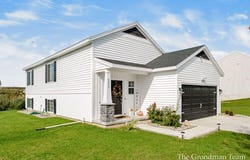 4272 Old Farm Drive, Wayland, MI 49348