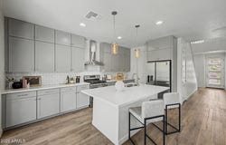 3746 E EARLL Drive, Phoenix, AZ 85018