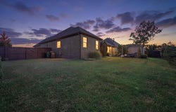 9100 Rapid Water Dr, Sherwood, AR 72120