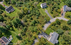 41 Haunted Circle, Athens, NY 12015