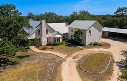 364 Nameless Rd, Driftwood, TX 78619