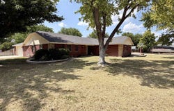 1625 Enterprise, Woodward, OK 73801-4118
