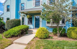 1602 Deerfield Drive, Edison, NJ 08820