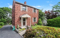 21 Leon Rd, Green Tree, PA 15220