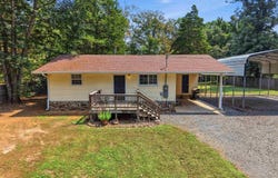 29 Pine Needle Rd., Higden, AR 72067