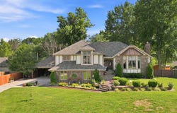 862 W Kingsway Drive, Springfield, MO 65810