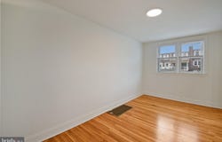 714 SURREY Lane, GLENOLDEN, PA 19036