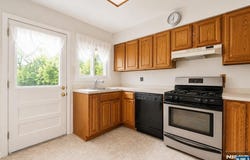 110 Patricia Place, Clifton, NJ 07012