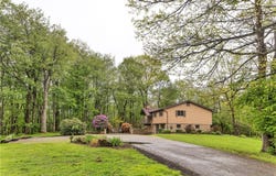 318 Hines Lane, Export, PA 15632