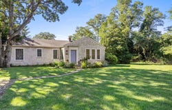 11 Sims Avenue, Sag Harbor, NY 11963
