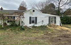 602 E Lincoln St, Galatia, IL 62935