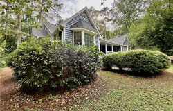 235 Stonehaven Way, Seneca, SC 29672