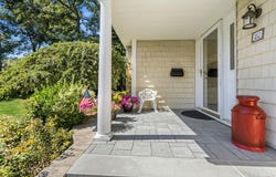 20 High Ridge Road, Plainview, NY 11803