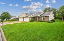 6110 Seven Springs Drive, Dubuque, IA 52002
