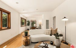 2429 Cloy Ave, Venice, CA 90291