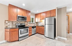 2002 Janiculum Drive, Fenton, MO 63026