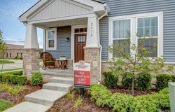710 Schalm Dr, Clawson, MI 48017