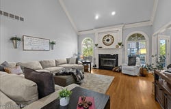 3211 Deer Pointe Pl, Prospect, KY 40059