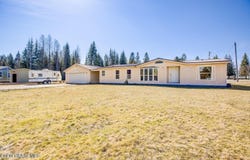 198 Eastside Rd, Priest River, ID 83856