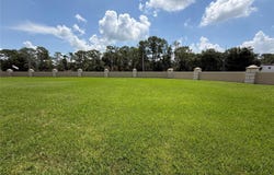 1224 VIENNA SQUARE Drive, WINTER HAVEN, FL 33884