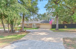 2 Bentwood Circle, Canton, TX 75103