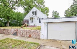 608 S Conklin Ave, Sioux Falls, SD 57103