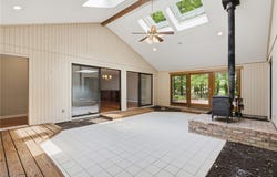 10135 Oak Branch Trail, Strongsville, OH 44149