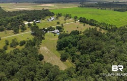 17501A Francis Harrell Road, Elberta, AL 36530