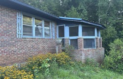 1069 Harbert Valley Road, Toccoa, GA 30577
