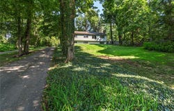 303 E Whipp Road, Centerville, OH 45459