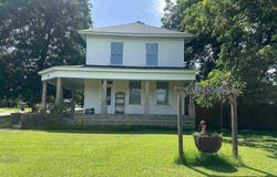 502 W 6th Street, Rector, AR 72461