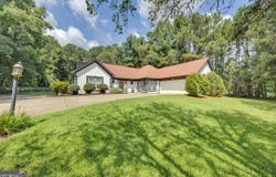 165 Mill Chase, Covington, GA 30016