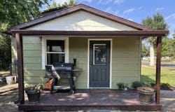 220 E 8th Street, Platte, SD 57369