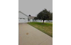 140 Orchard Manor Drive SE, Plainview, MN 55964