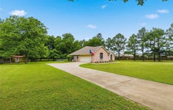 2917 Harlow Road, Commerce, TX 75428