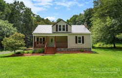 2253 Deep Ford Road, Lansing, NC 28653