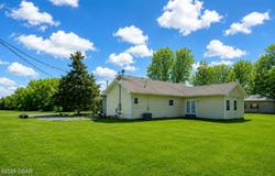 1619 E Maple Street, Columbus, KS 66725