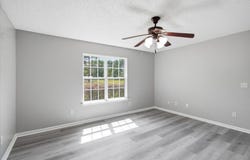 207 Greenbriar Cir, GA 31774