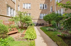 719 Reba Place, Evanston, IL 60202