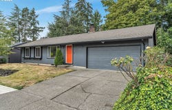 17905 NW ARCADIA St, Portland, OR 97229
