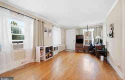 411 E WALNUT Street, PERKASIE, PA 18944