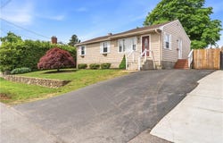 29 Dix Avenue, Johnston, RI 02919