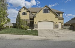 3926 E Barton Creek Dr, Eagle Mountain, UT 84005