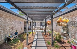 118 Fox Run Place, Lowell, AR 72745