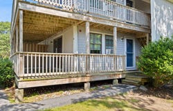 35 Ashumet Road, Mashpee, MA 02649