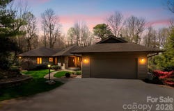 100 Elmridge Drive, Flat Rock, NC 28731