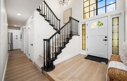 6013 Loynes, Long Beach, CA 90803