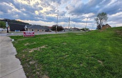 501 Wheeling Avenue, Cambridge, OH 43725