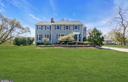 10 WOOSAMONSA Road, PENNINGTON, NJ 08534
